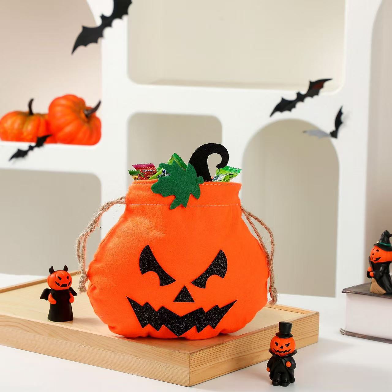 Pumpkin-Face Handheld Bag – Halloween Candy/Gift Bag for Kids