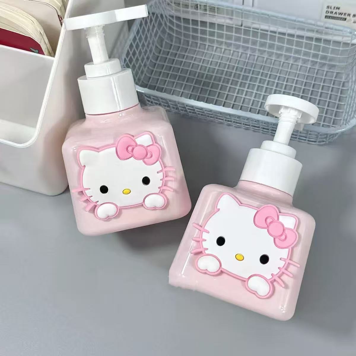 Dispensing bottles