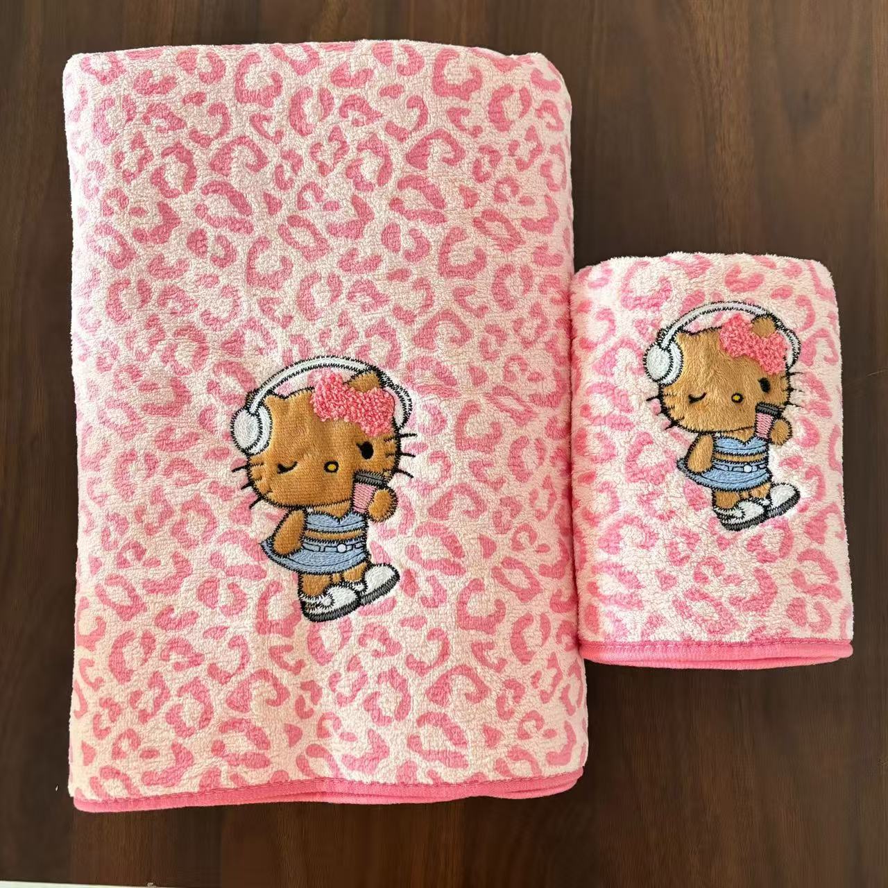 Hello Kitty Leopard Print Towel / Washcloth Collection (Multiple Styles)
